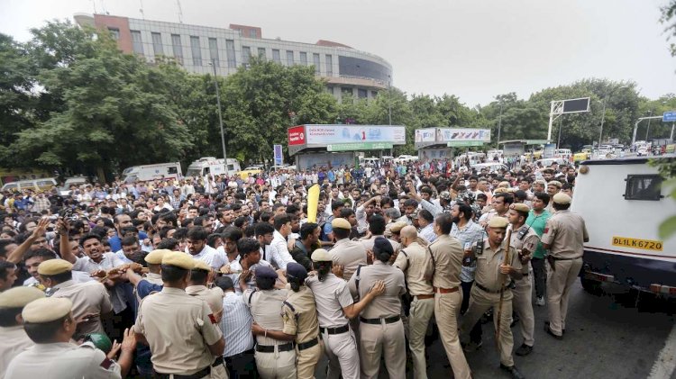 सावधान! हड़ताल पर हैं  धरती के 'भगवान'