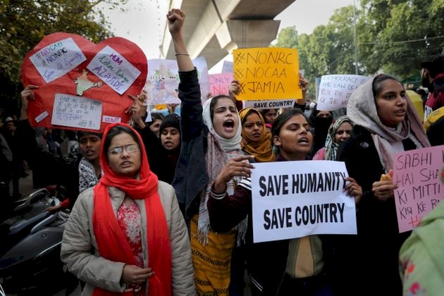 नागिकता संधोधन कानून के खिलाफ वामदलों का देशव्यापी प्रदर्शन, दिल्ली में व्यापक असर, लालकिला के पास प्रदर्शन, DMRC ने बंद किए 16 मेट्रो स्टेशन