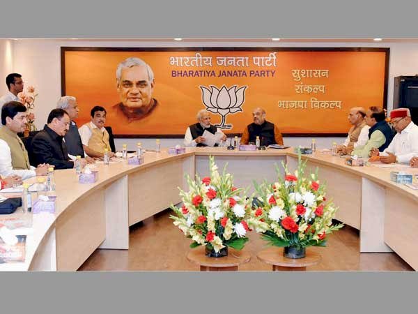 14 जनवरी के बाद मोदी मंत्रिमडल और बीजेपी संगठन में हो सकते हैं बड़े बदलाव,नए नेताओं को सरकार और संगठन में मिल सकती है अहम जिम्मेदारी