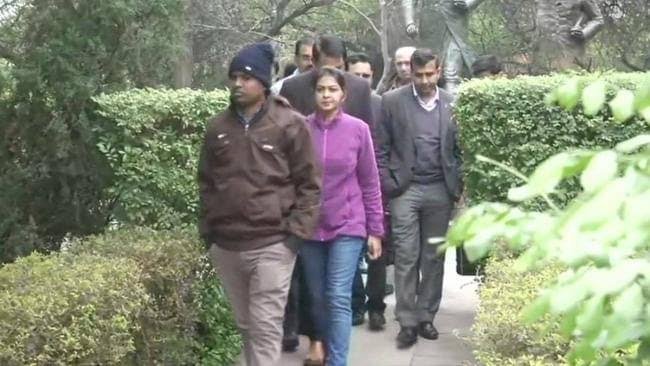 JNU हिंसा : दिल्ली पुलिस की क्राइम ब्रांच ने शुरु की जांच,फेस रीकॉग्निशन टेक्निक का कर रही है इस्तेमाल,नकाबपोश हमलावरों का था अपना कोड वर्ड 