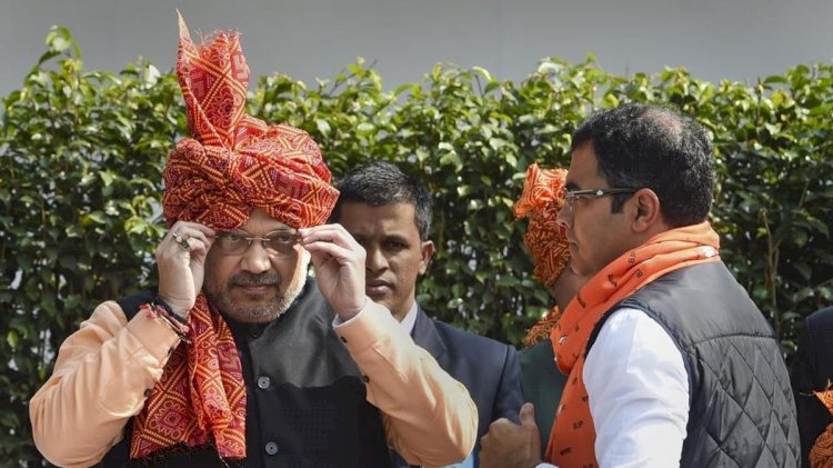 'सामना' के जरिए शिवसेना का बीजेपी पर निशाना, दिल्ली में हार के लिए केंद्रीय गृह मंत्री अमित शाह को ठहराया जिम्मेदार,बीजेपी की चुनावी रणनीति पर उठाए सवाल, केजरीवाल की जमकर की प्रशंसा