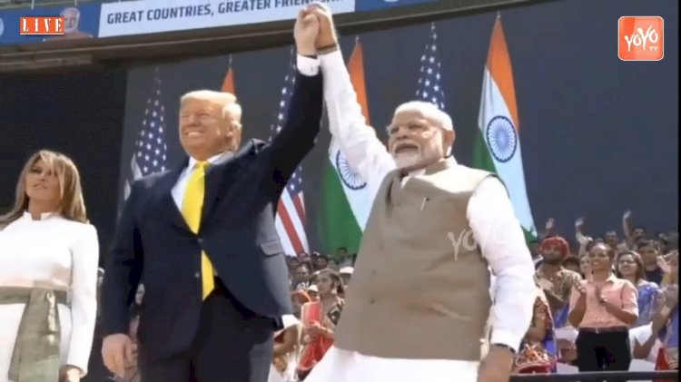 'नमस्ते ट्रंप' कार्यक्रम में प्रधानमंत्री नरेंद्र मोदी ने भारत-अमेरिका संबंधों पर दिया जोर, कहा- 'दोस्ती वहीं होती हैं, जहां विश्वास अडिग हो’