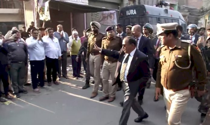 दिल्ली हिंसा : राष्ट्रीय सुरक्षा सलाहकार अजित डोभाल ने हिंसाग्रस्त इलाकों का किया दौरा,सामान्य होते हालात पर जताई संतुष्टि, कहा-इंशा अल्लाह जल्द शांति होगी
