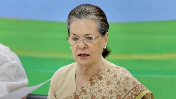 Corona Updates : कंग्रेस अध्यक्ष सोनिया गांधी ने किया सलाहकार समूह का गठन,11 सदस्यीय कमेटी के सदस्य देश की मौजूदा हालात पर करेंगे मंथन 