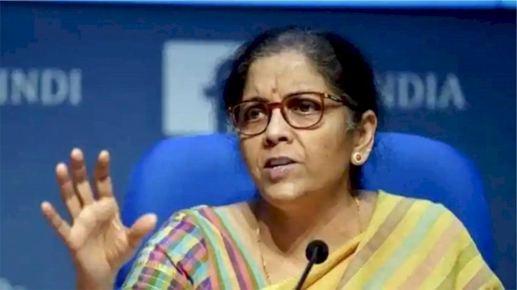 ऑक्सीजन, वेंटिलेटर से एंबुलेंस तक के GST में कटौती, जानिए वैक्सीन पर कितना टैक्स
