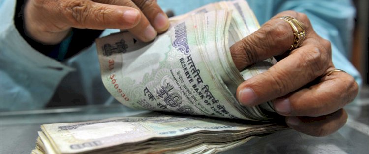 आपके PF अकाउंट में सरकार डालने वाली है रकम, बैलेंस चेक करने के हैं ये 4 तरीके