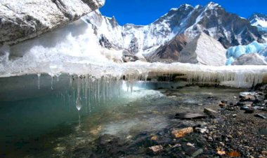 चेतावनी / 2 डिग्री ताप बढ़ा तो 80 साल में आधा पिघल जाएगा हिमालय, भारत समेत 8 देश प्रभावित होंगे