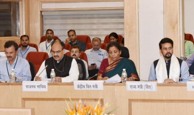 वित्त मंत्री निर्मला सीतारमण ने कारोबारियों को क्या दी राहत?