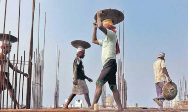 देश के श्रमिकों को जल्द मिल सकता है समान न्यूनतम वेतन का तोहफा, मोदी सरकार कर रही है तैयारी