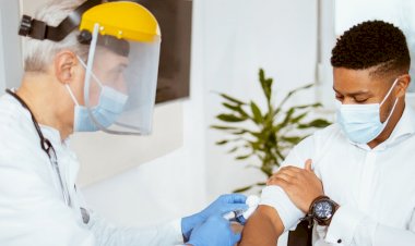 कोरोना पर काबू पाने कार्यस्थल पर टीकाकरण को मिल सकती है मंजूरी, इस दिन से हो सकती है शुरुआत