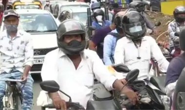 पटना में दिखी लोगों की भीड़, पुलिस ने कहा- सुबह से काट रहे हैं चालान, नहीं समझ रहे लोग