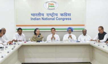 मैं ही हूं कांग्रेस की ‘बॉस’; CWC बैठक में बागी नेताओं को सोनिया का जवाब