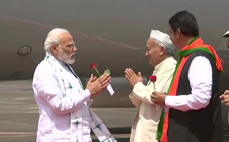 प्रधानमंत्री नरेंद्र मोदी ने नासिक से किया महाराष्ट्र विधानसभा चुनाव का शंखनाद, देवेंद्र फडणवीस की सराहना, शरद पवार पर साधा निशाना