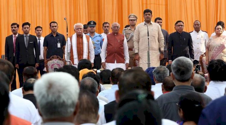हरियाणा में बनी बीजेपी-जेजेपी की साझा सरकार,मनोहरलाल खट्टर ने मुख्यमंत्री, तो दुष्यंत चौटाला ने ली उपमुख्यमंत्री पद की शपथ 