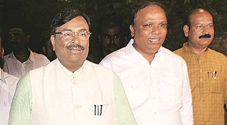 महाराष्ट्र बीजेपी नेताओं का दावा,बीजेपी-एनसीपी सरकार को 170 विधायकों का है समर्थन,देवेंद्र फडणवीस सदन में करेंगे बहुमत साबित!