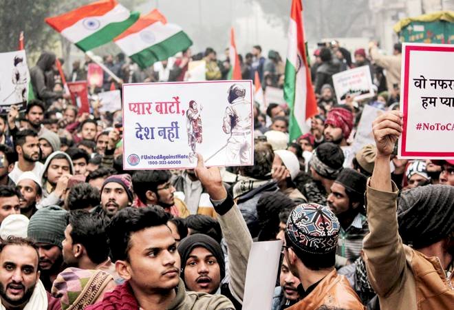 शाहीन बाग प्रदर्शन पर सुप्रीम कोर्ट की सख्त टिप्पणी, कहा-हमेशा के लिए सड़क जाम नहीं कर सकते प्रदर्शनकारी, मासूम की मौत पर केंद्र और दिल्ली सरकार से मांगा जवाब