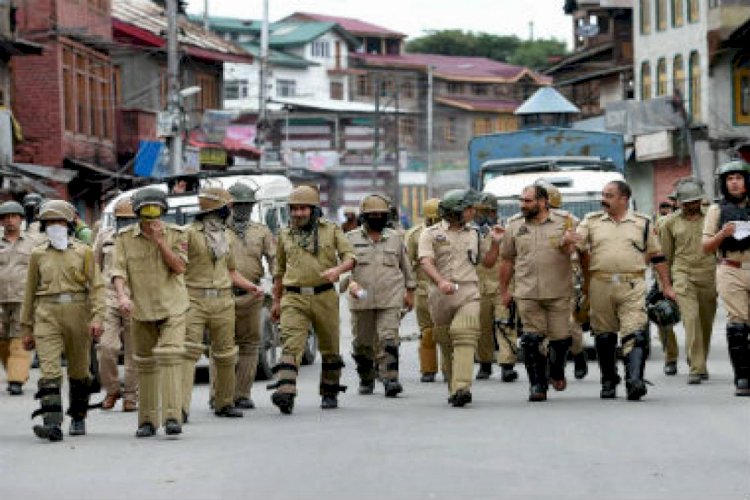 जम्मू-कश्मीर पुलिस अब और होगी हाईटेक...हेलीकॉप्टर, रोबोट, टोटल कॉन्टेनमेंट वेसल के बाद 50 हाईटेक यूएवी से होगी लैस 