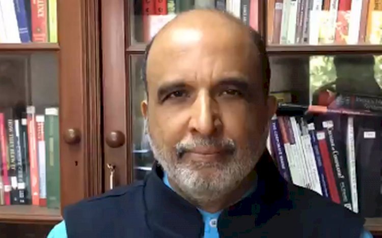 पद से हटाए गए कांग्रेस प्रवक्ता संजय झा, पार्टी पर उठाया था सवाल, जानिए, किन दो नए चेहरों को मिली एंट्री?