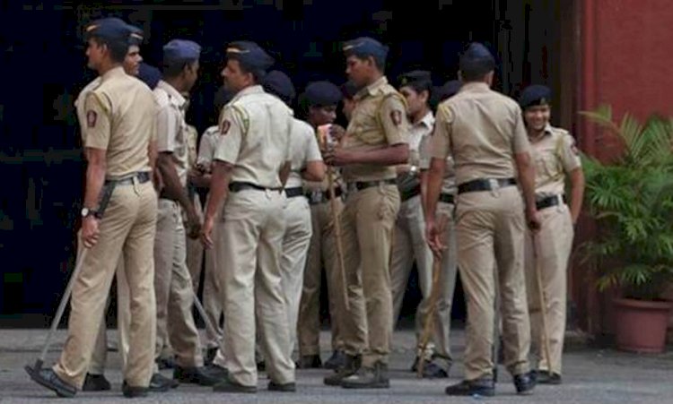 नोएडा : BJP प्रत्याशी के समर्थन में लिखे सोशल मीडिया पोस्ट को लेकर दो समुदायों में विवाद, 15 लोगों पर FIR