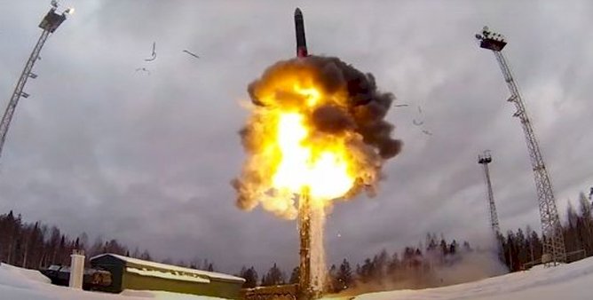 डोनेट्स्क में सुनी गई 5 धमाकों की आवाज, रूस ने यूक्रेन पर कर दिया हमला,  UNSC की आपात बैठक